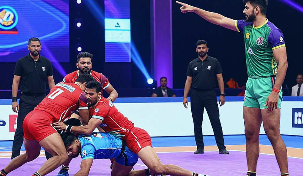 कॉमनवेल्थ कबड्डी चैंपियनशिप 2026: पहले दिन श्रीलंका और स्कॉटलैंड शीर्ष पर, भारत दूसरे स्थान पर कॉमनवेल्थ कबड्डी चैंपियनशिप 2026: पहले दिन श्रीलंका और स्कॉटलैंड शीर्ष पर, भारत दूसरे स्थान पर
