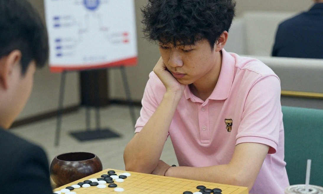 Twenty-Seven Miniatures and One Engine-Free Test: The Training Logic Inside ChessBase Magazine #225