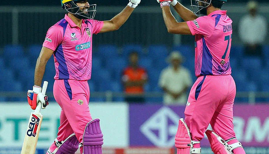 Mirpur Diary: The Fourth Wicket Hidden in 213/3, Shadman's 99, and the Door at Over 80 Mirpur Diary: The Fourth Wicket Hidden in 213/3, Shadman's 99, and the Door at Over 80