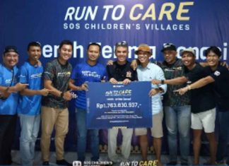 Run to Care JKT150KM 2025: Penyerahan Donasi untuk Pengasuhan Terbaik Anak-anak Indonesia